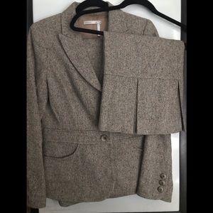 Classiques Entier 3 piece suit. Silk in lining.